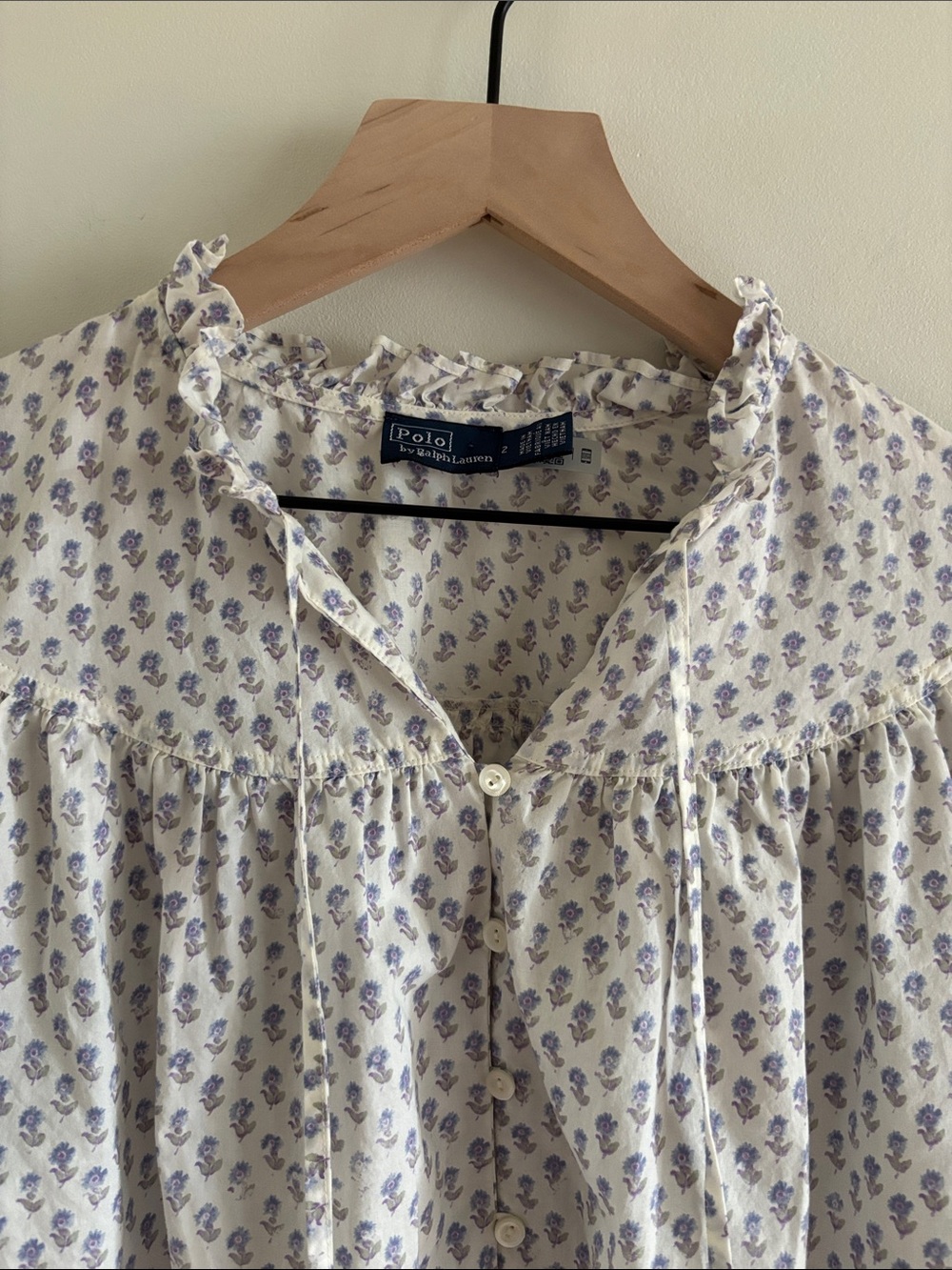 Polo by Ralph Lauren• 100% cotton White Button-Front Floral Peasant Blouse - Picture 4 of 6
